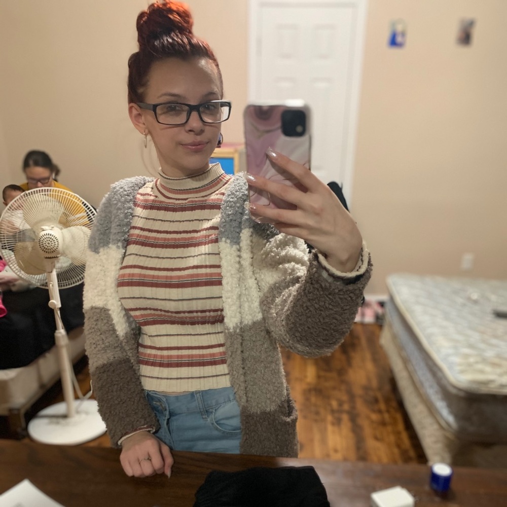 Meet your Posher, Anissa